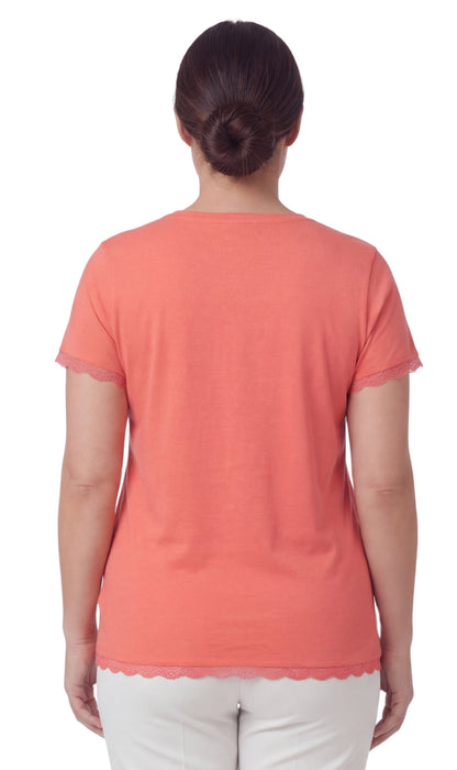 Women's V-neck Short Sleeve Tshirt with A Three Button Placket