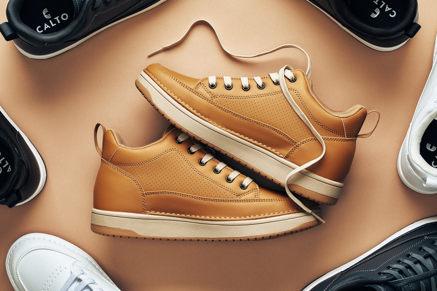 CALTO - Q274 - 5 cm Più Alto (Marrone Cammello & Suola Gomma) - Sneakers Rialzate in Similpelle Micro-Forata