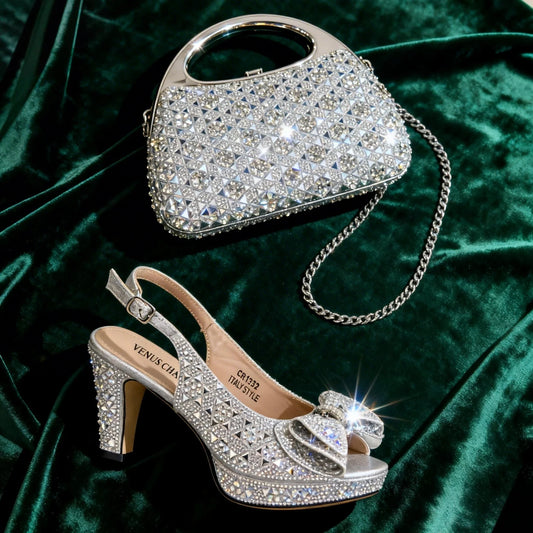 Set di Scarpe Peep-Toe con Tacco Alto e Borsa EDS40