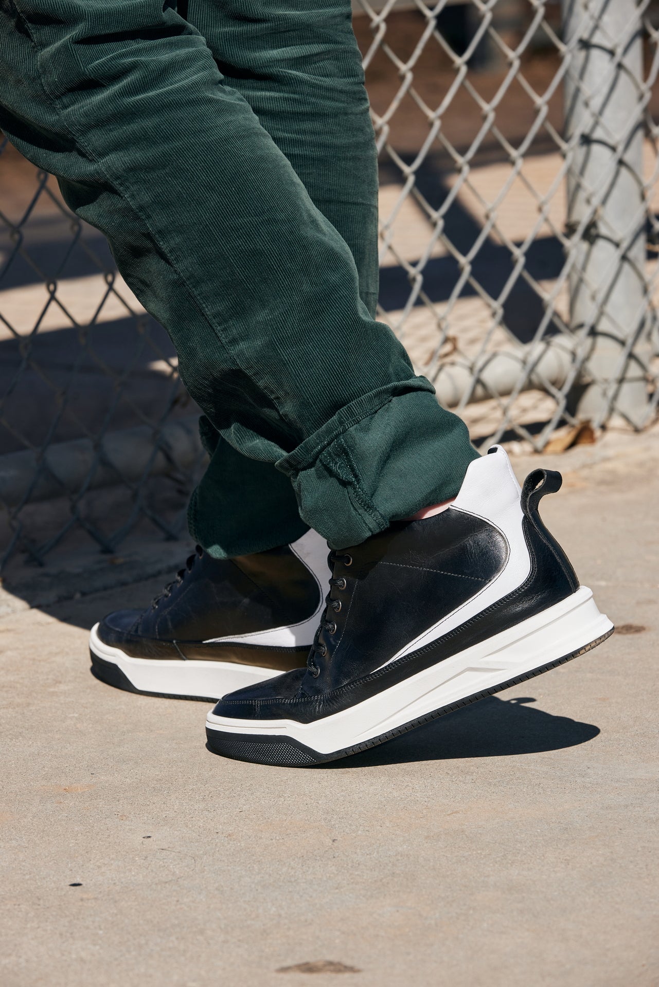 CALTO - Y7150 - 2.6 Inches Taller (Nero) - Sneaker-Stivaletto in Pelle alla Caviglia