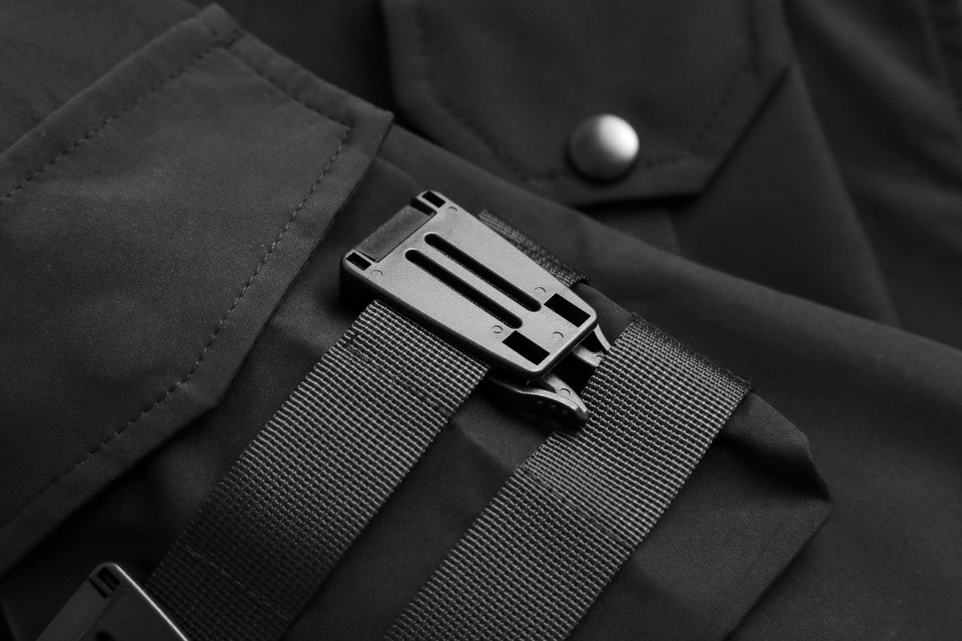 IBJ514 Giacca Funzionale Techwear Nera