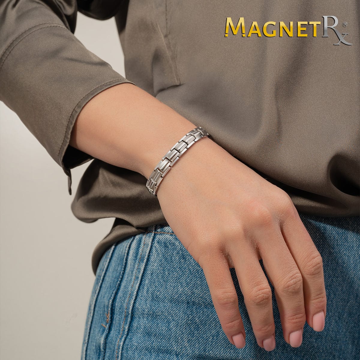 Bracciale magnetico in titanio argento ultra resistente da donna