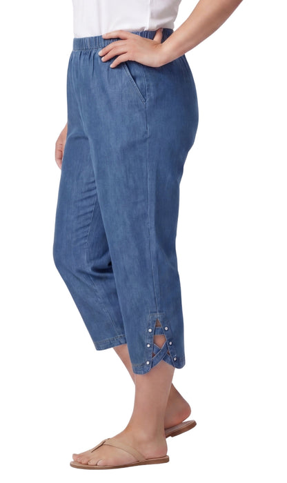 Women’s Lightweight Capris with Studded Hem Detail