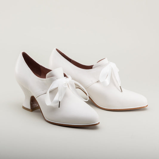 Scarpe in pelle Pompadour del XVIII secolo (avorio)